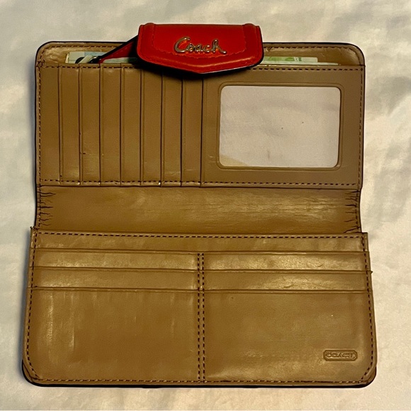 COACH wallet - Picture 2 of 5
